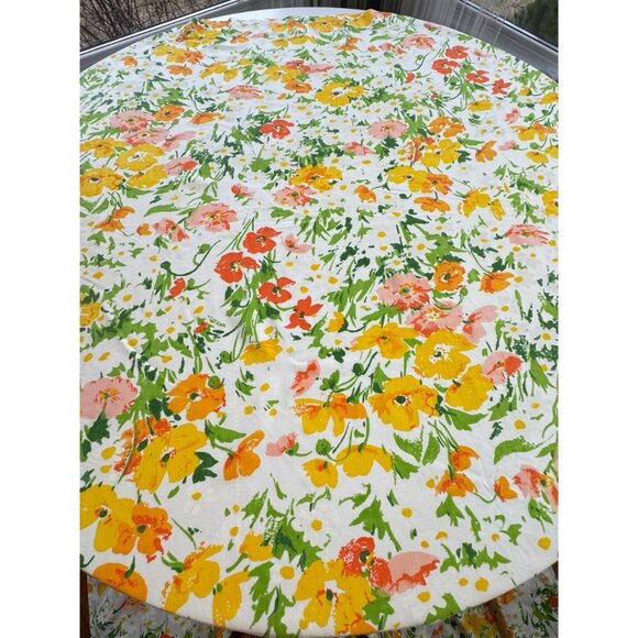 Vintage 70s flat/top sheet, yellow, orange, red flowers, greenery, full size bed - Picture 3 of 9